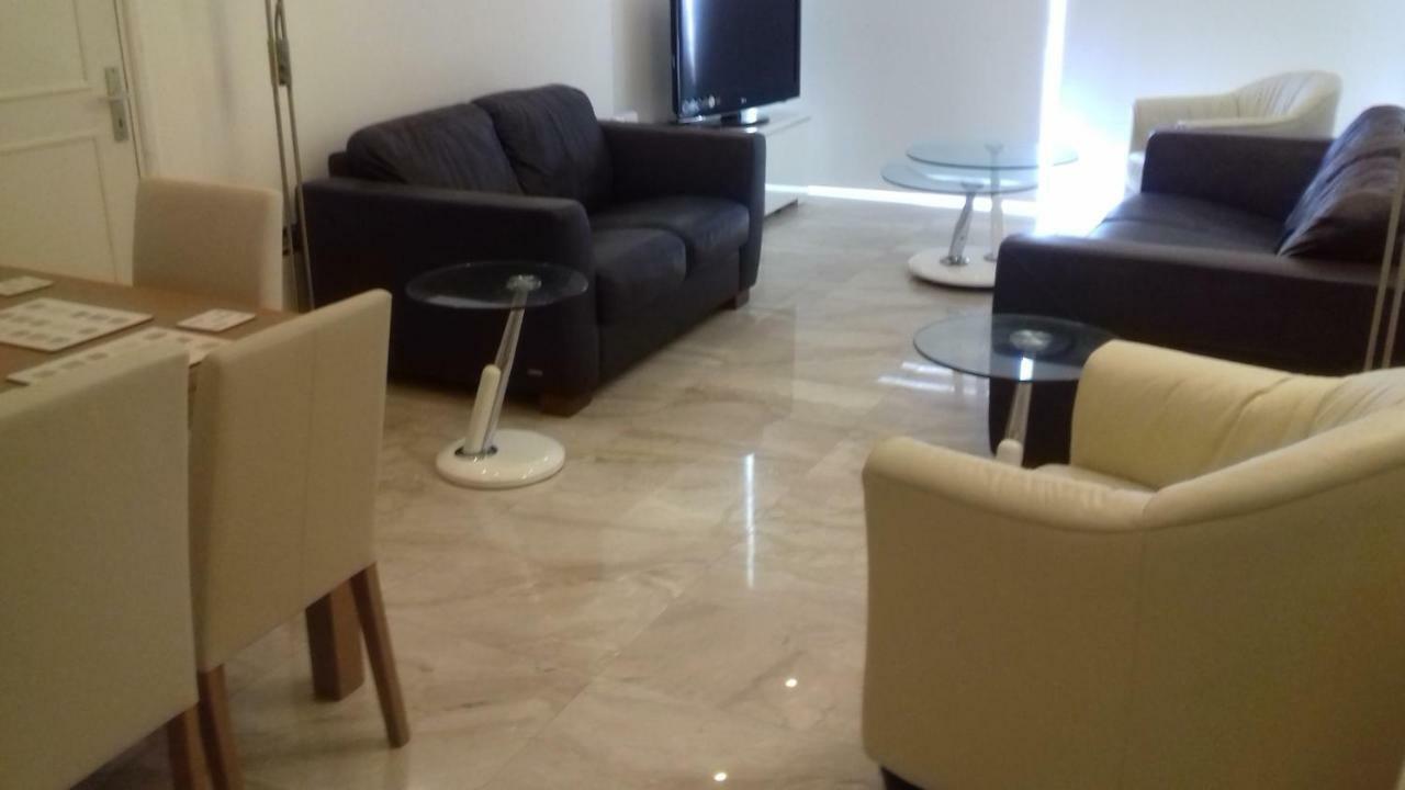 Amathusia Beach Apartment リマソール エクステリア 写真