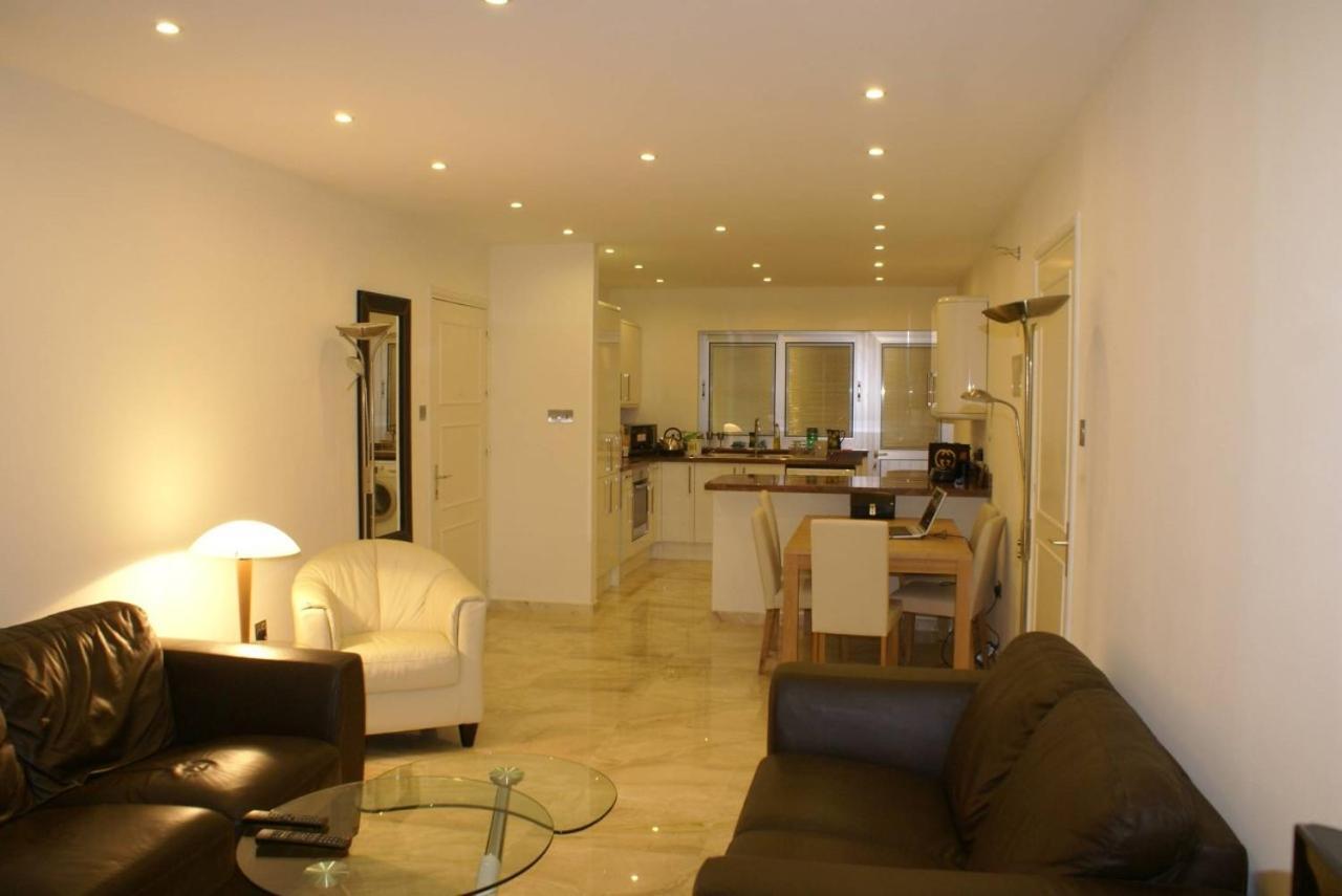 Amathusia Beach Apartment リマソール エクステリア 写真